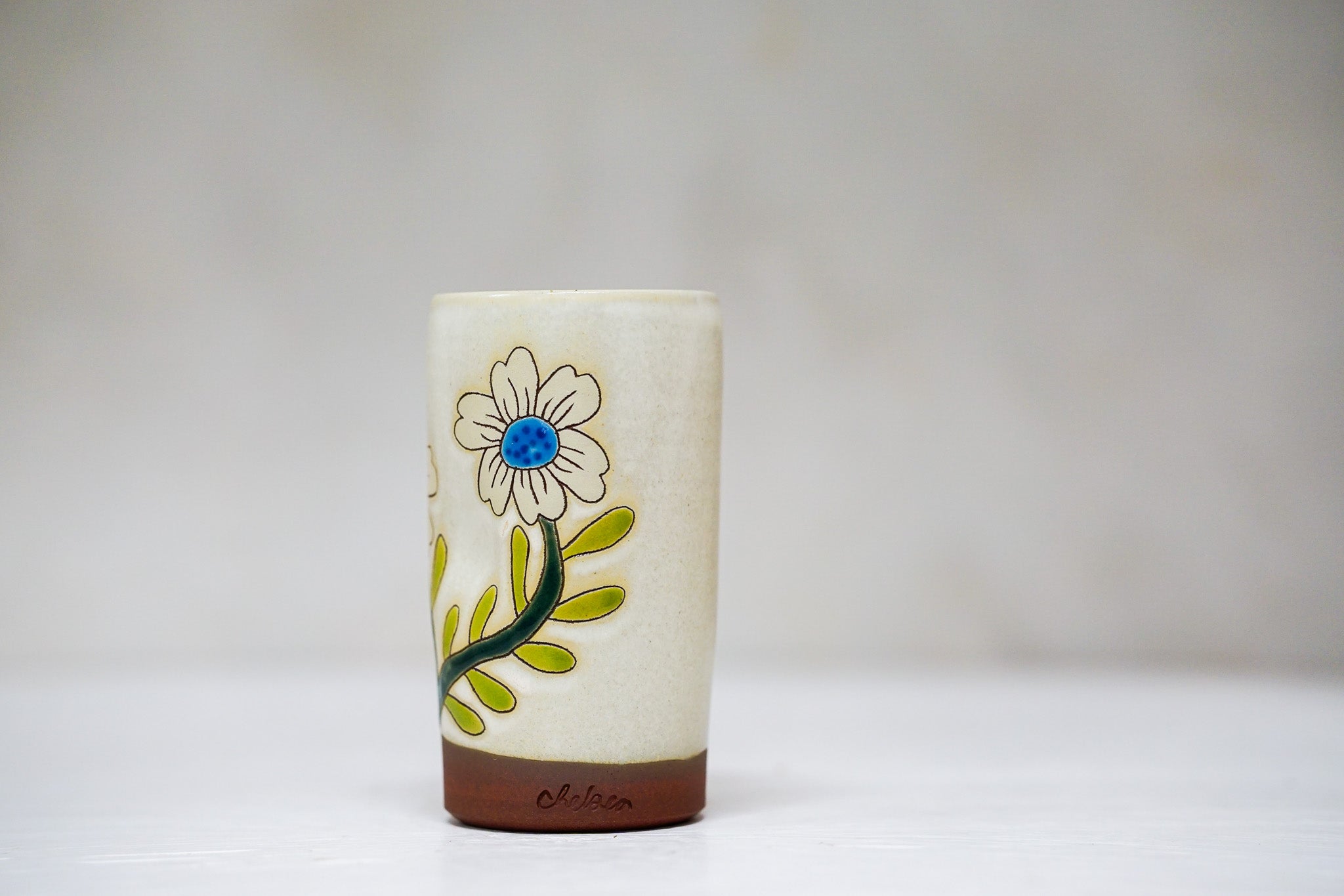 Flower cup in Bone