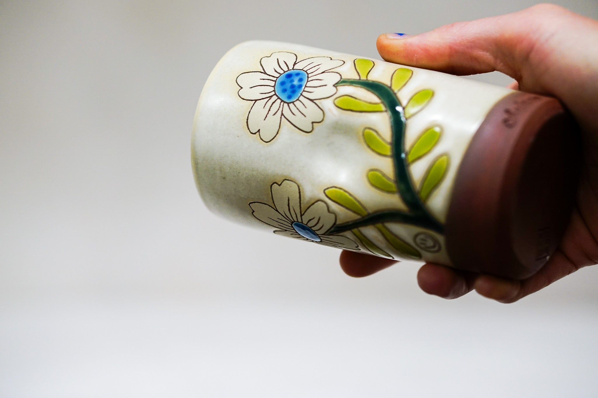 Flower cup in Bone