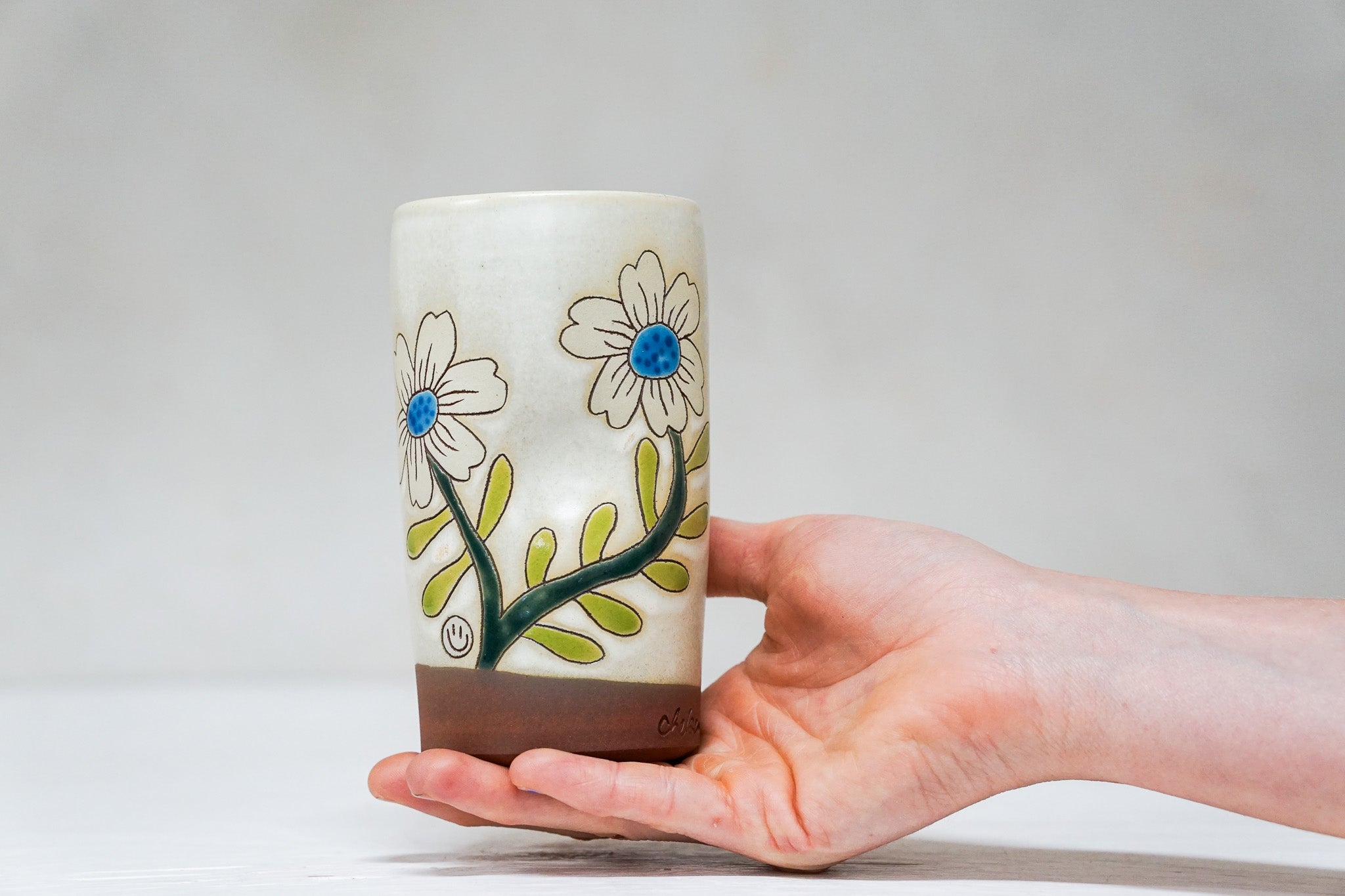 Flower cup in Bone