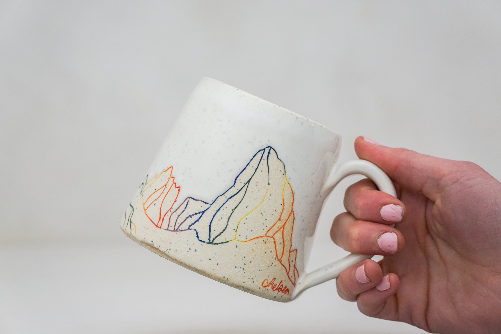 W Teton Colored Grog mug in White 1