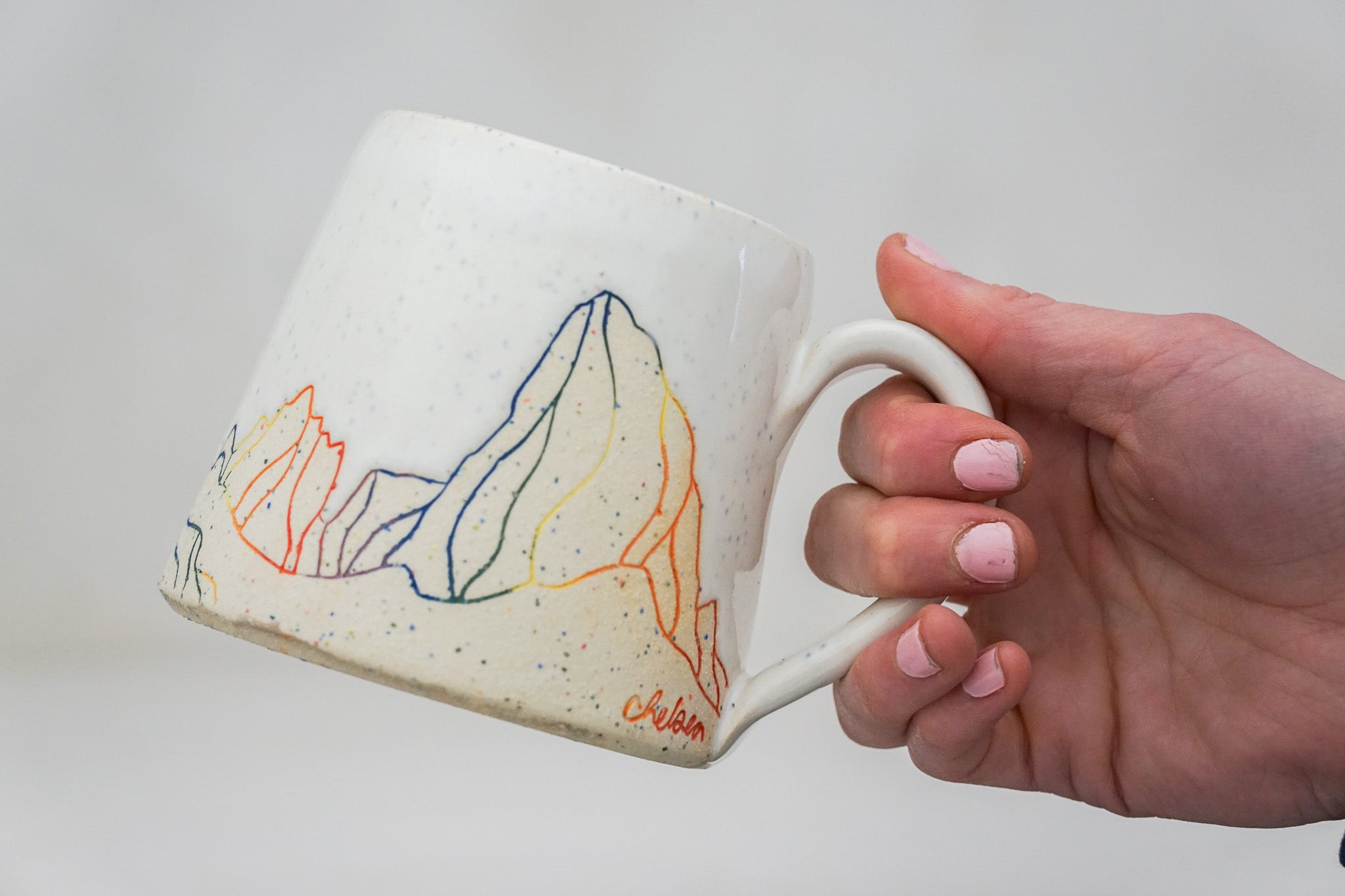 W Teton Colored Grog mug in White 1