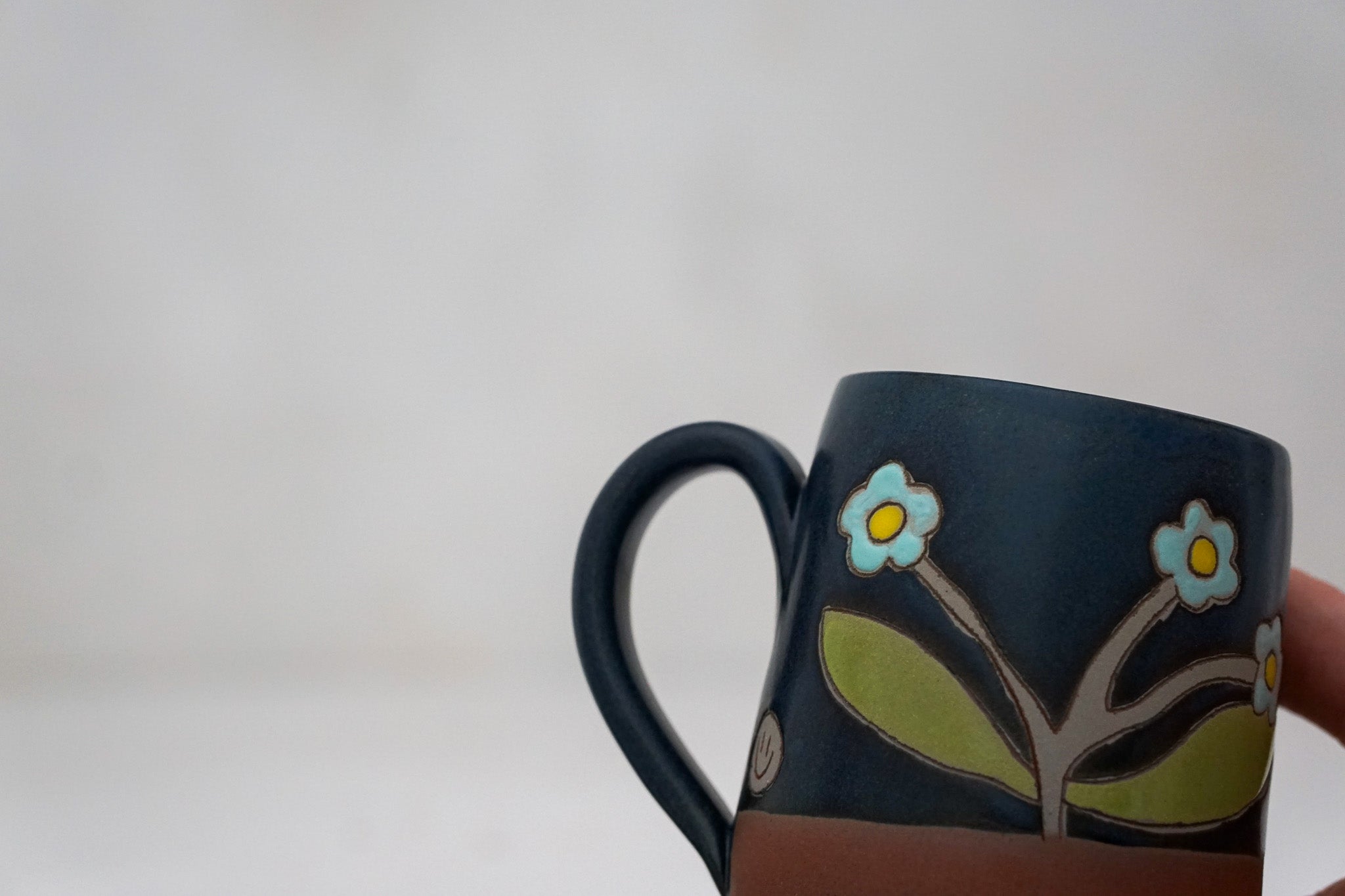 Forget-me-not BB mug in Darby
