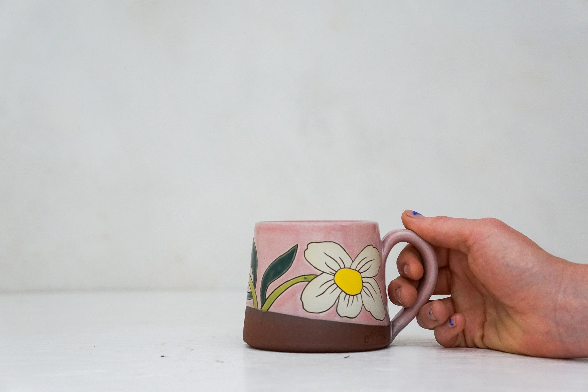 Flower shortie mug in Pink