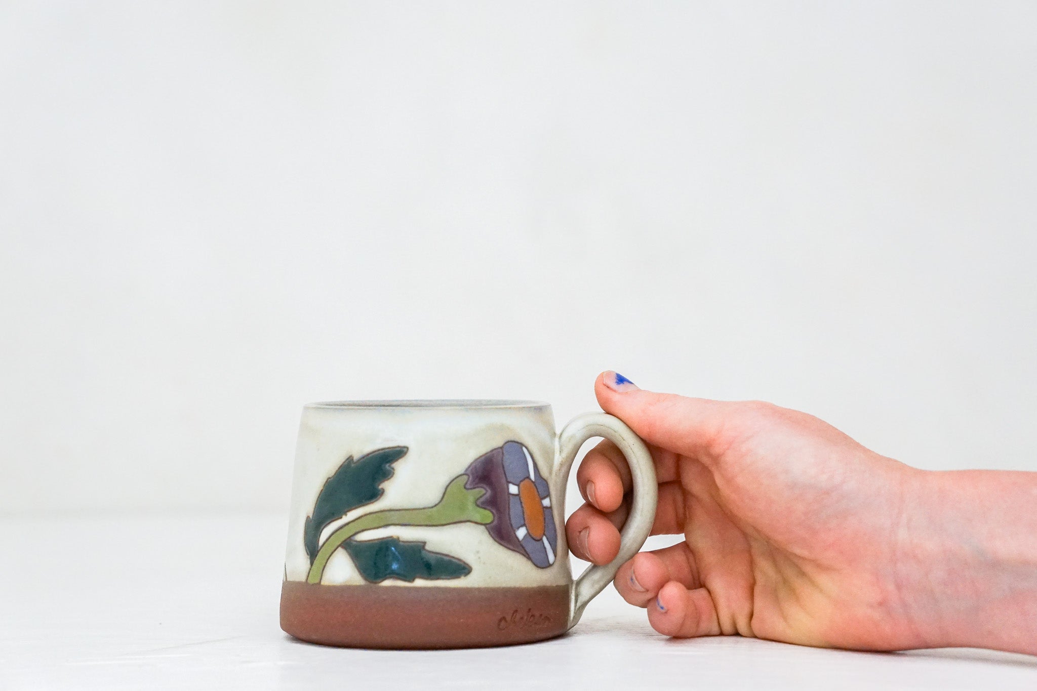 Morning Glory flower shortie mug in Bone