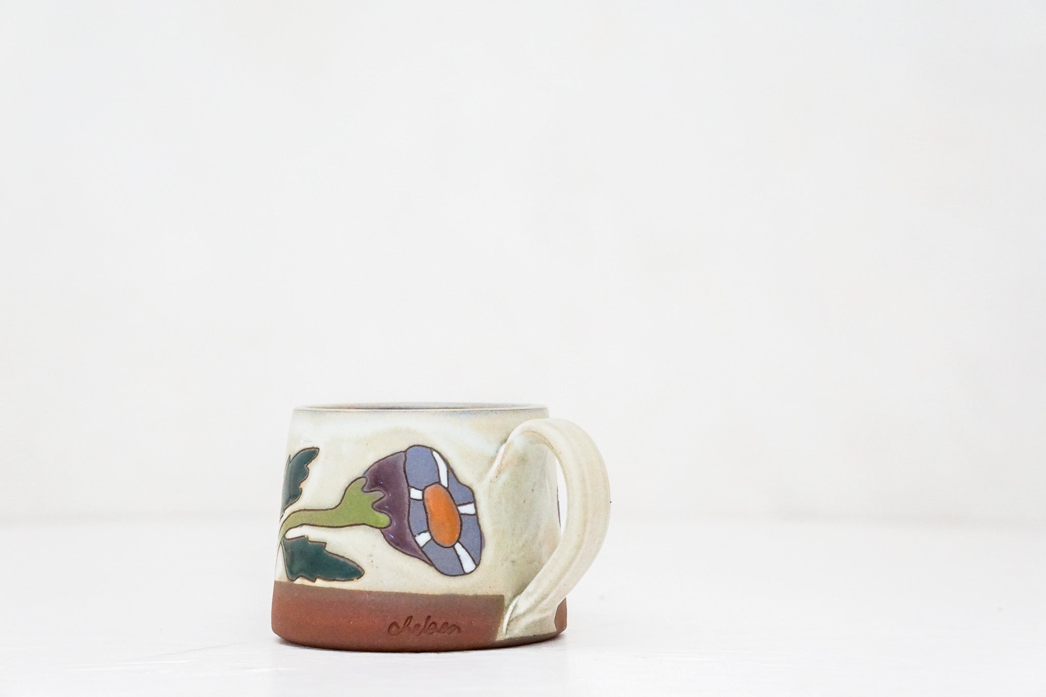 Morning Glory flower shortie mug in Bone