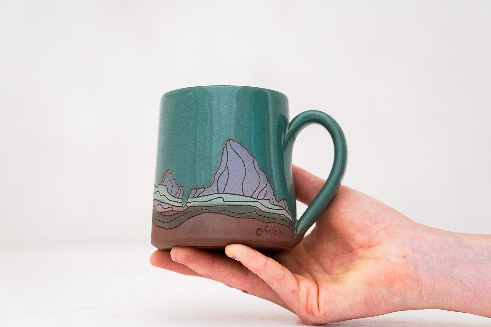 W Teton purple mug in Kali Forest