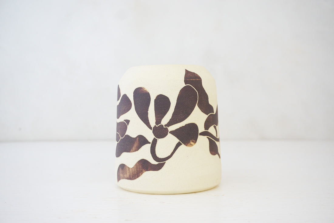 Sgraffito Petal Flower Vase/Utensil holder image 1