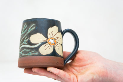 Yellow flower mug in Darby