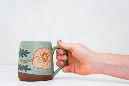 Wavy Poppy mug in Lake
