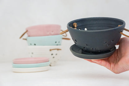 Small Berry bowl / water tray
