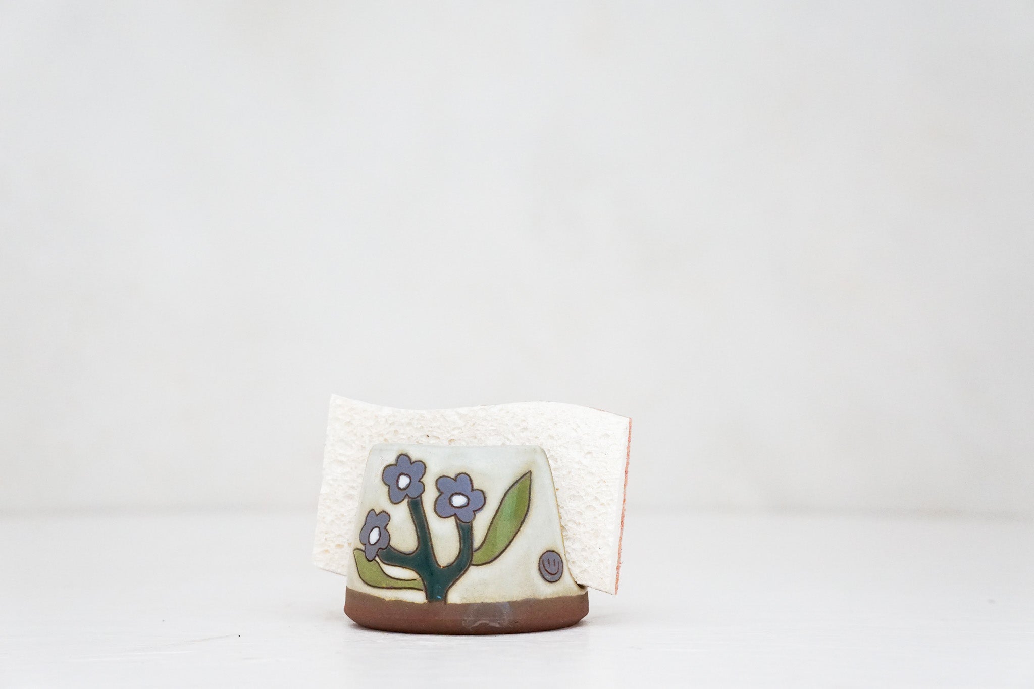 Forget-me-not sponge holder in BONE