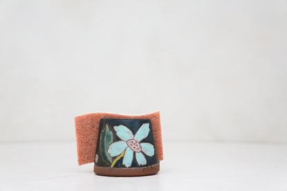 Flower sponge holder in Darby*