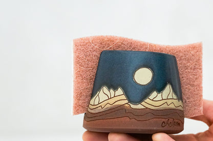Mtn Moon sponge holder in Darby