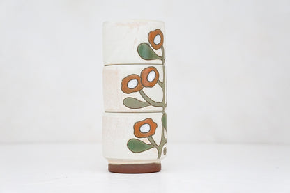 Giving vintage vibes triple stack in Bone