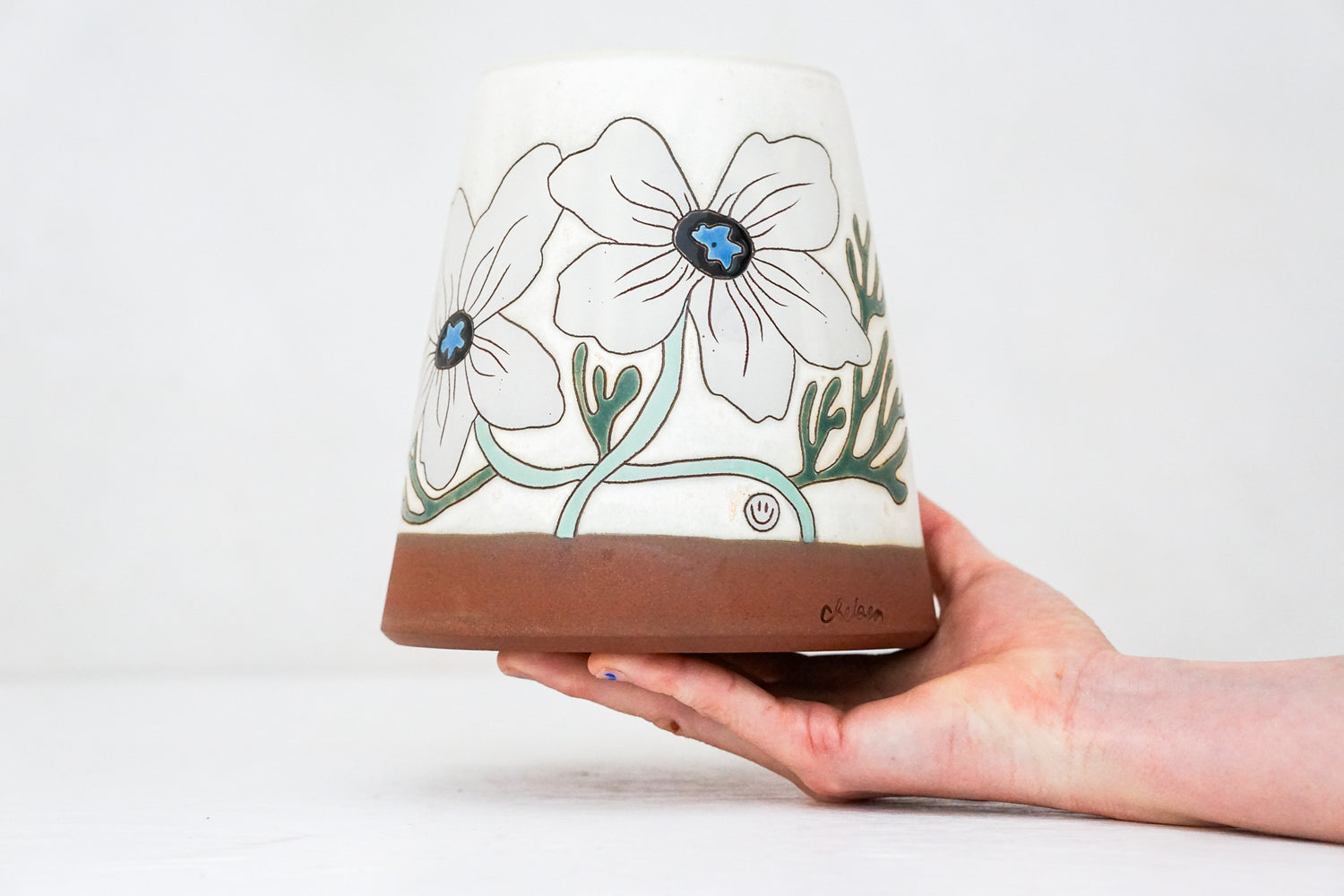 Anemone Flower Utensil Crock/ Vase in Bone