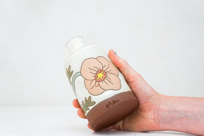 Popppy Bottle vase in Bone
