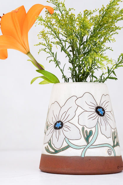 Anemone Flower Utensil Crock/ Vase in Bone