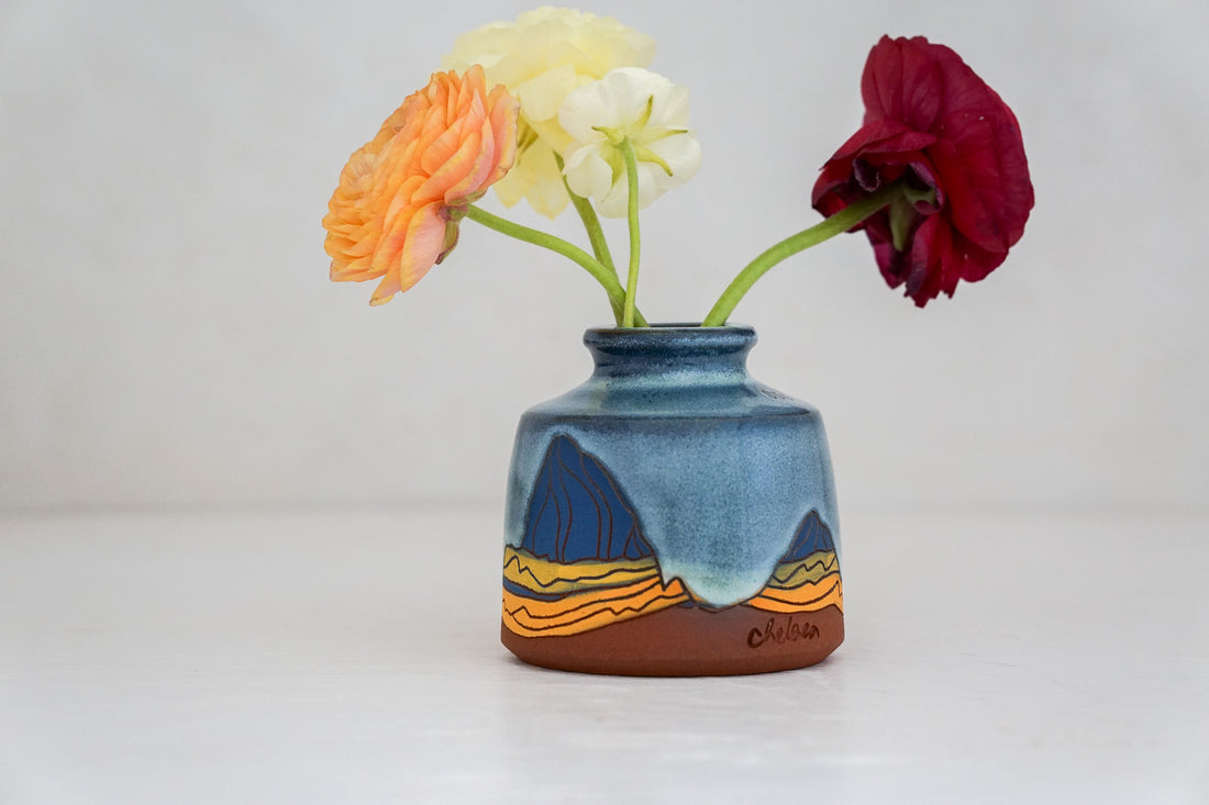 W Teton Magic yellows Budvase