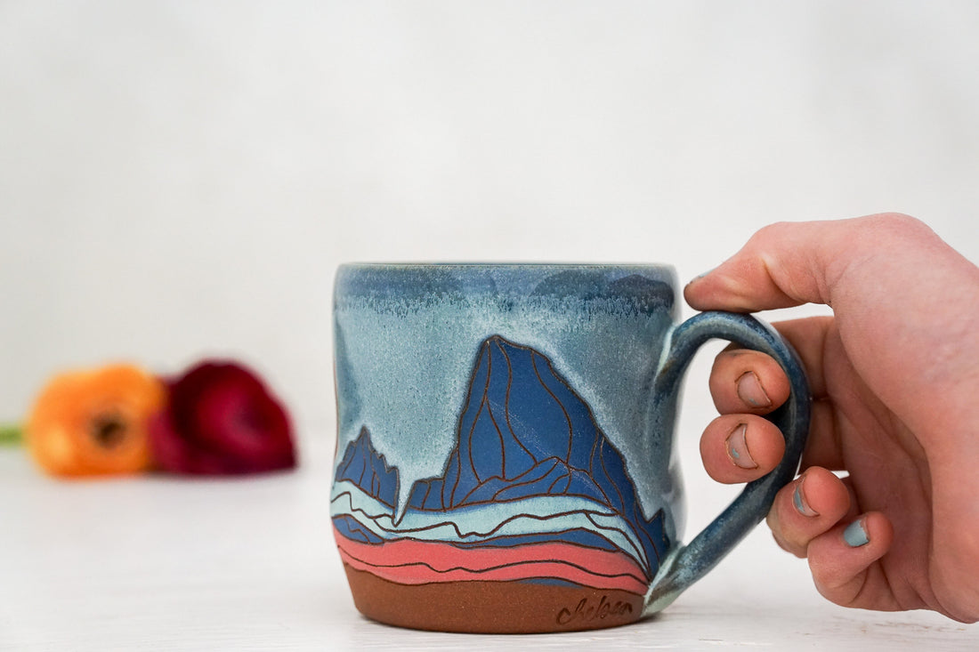 W Teton Blues Wavy mug