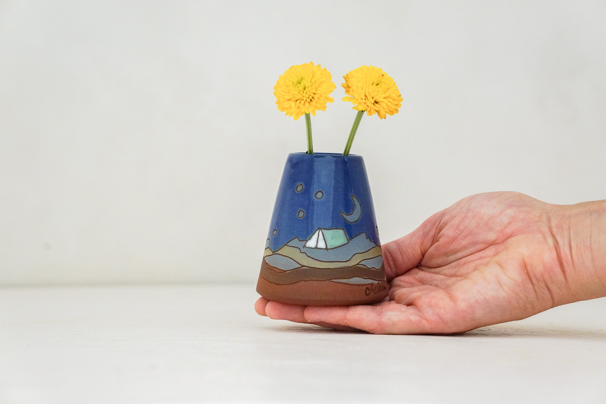 Tent Camp Bud vase in Flax