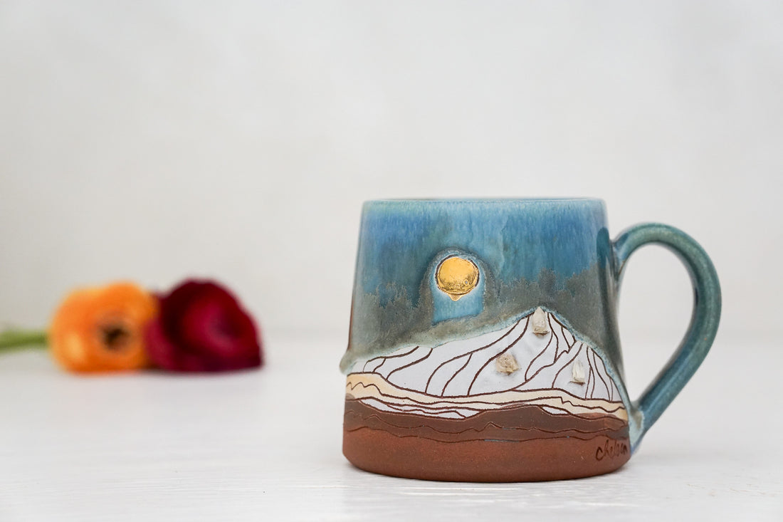 Topaz full moon GOLD Mug