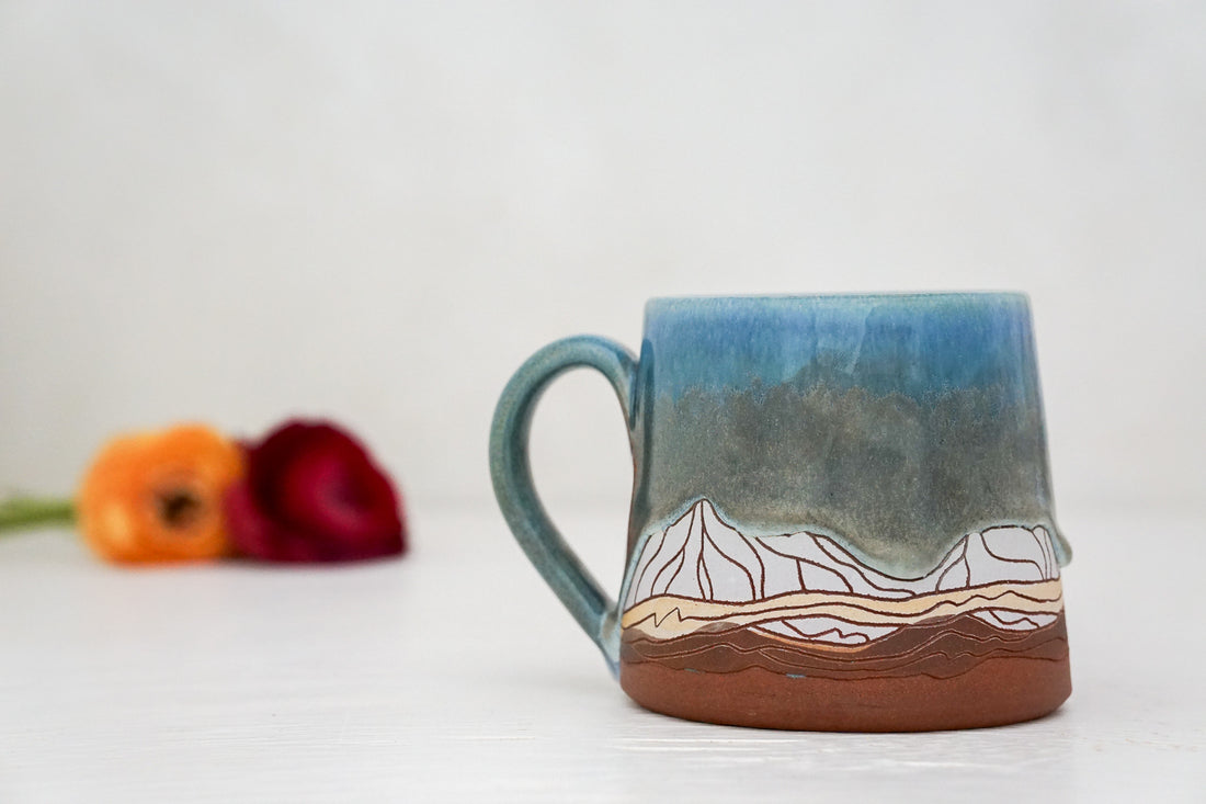 Topaz full moon GOLD Mug