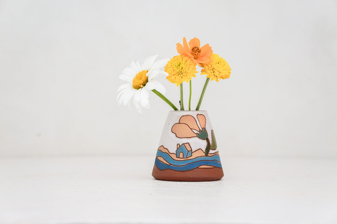 House Flower Bud vase in Bone