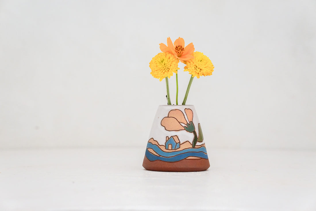 House Flower Bud vase in Bone