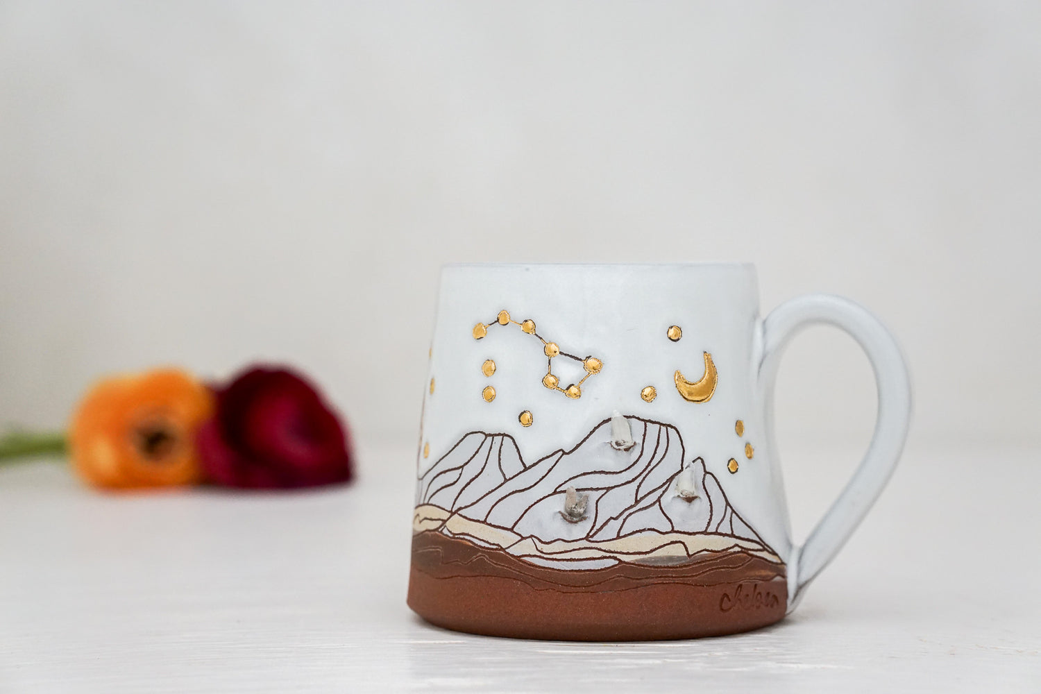 Topaz Big dipper mug GOLD in white