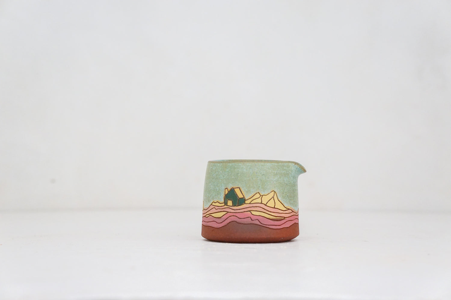 Mountain House Pitcher in Lake