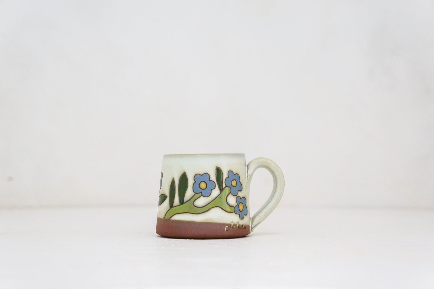 Forget-me-not BB mug in Bone