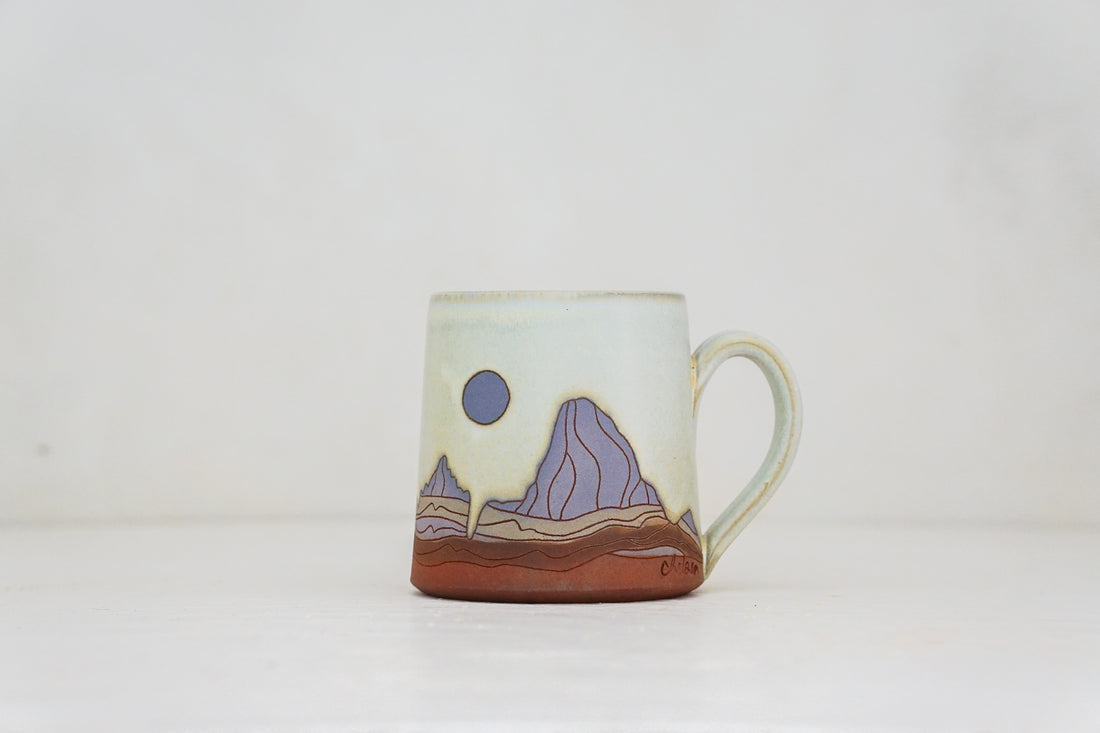 W Teton mug in Bone