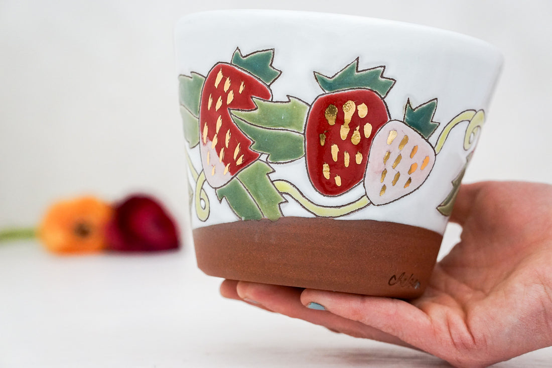 Strawberry bowl, large