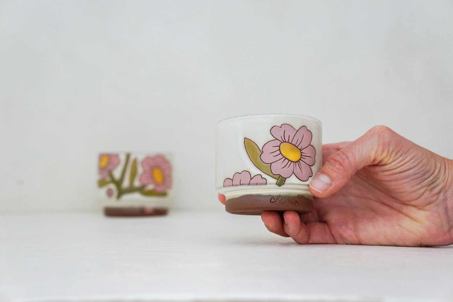 Pinktastic flower double stack cups in Bone