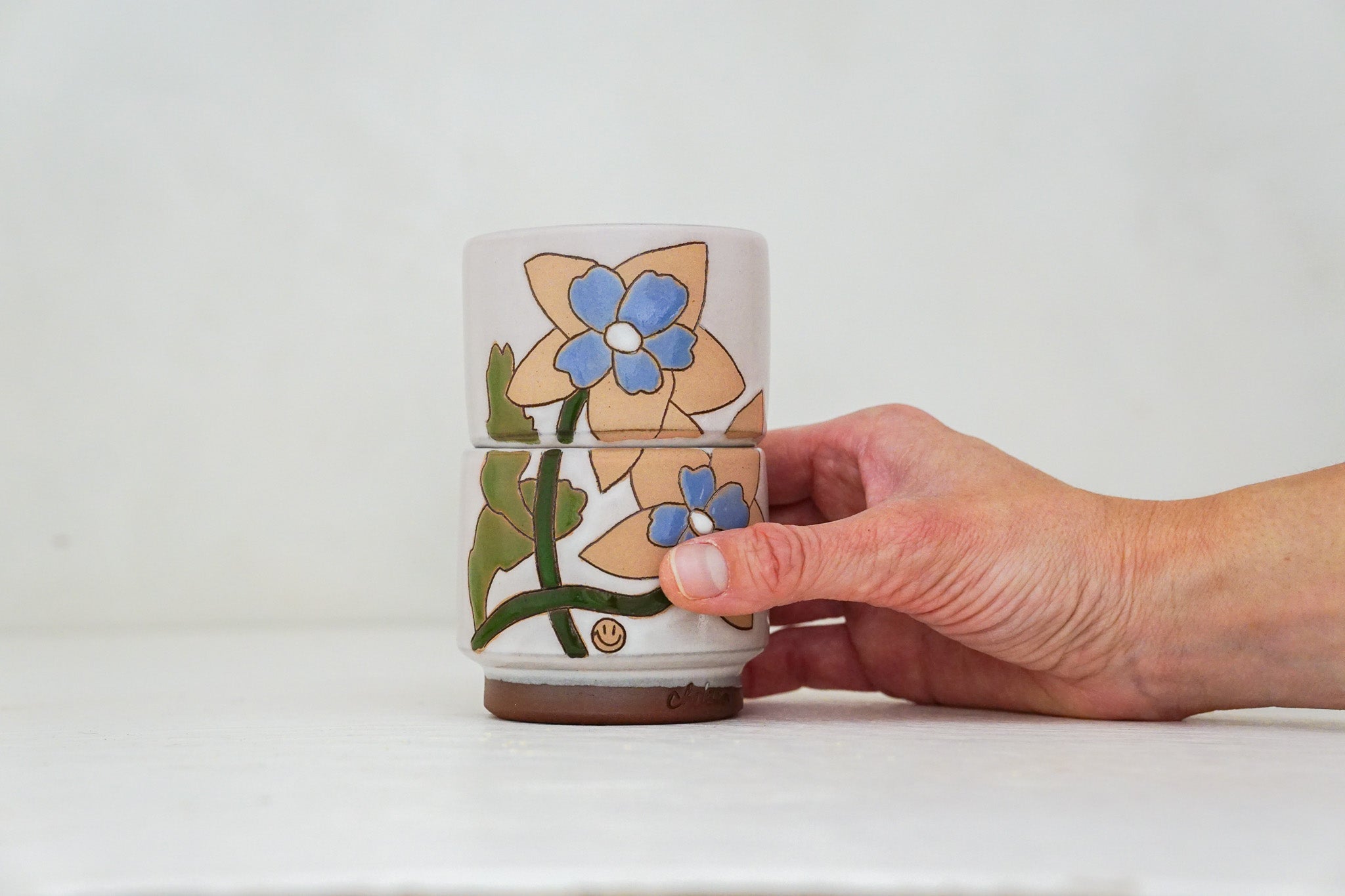 Columbine flower double stack cups in White