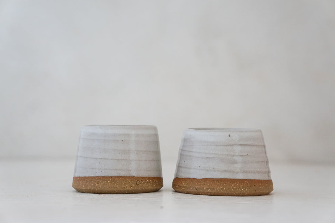 White cup/ dish