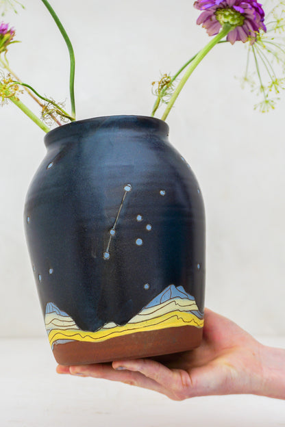 W Teton Blue Moon phase Vase in Darby