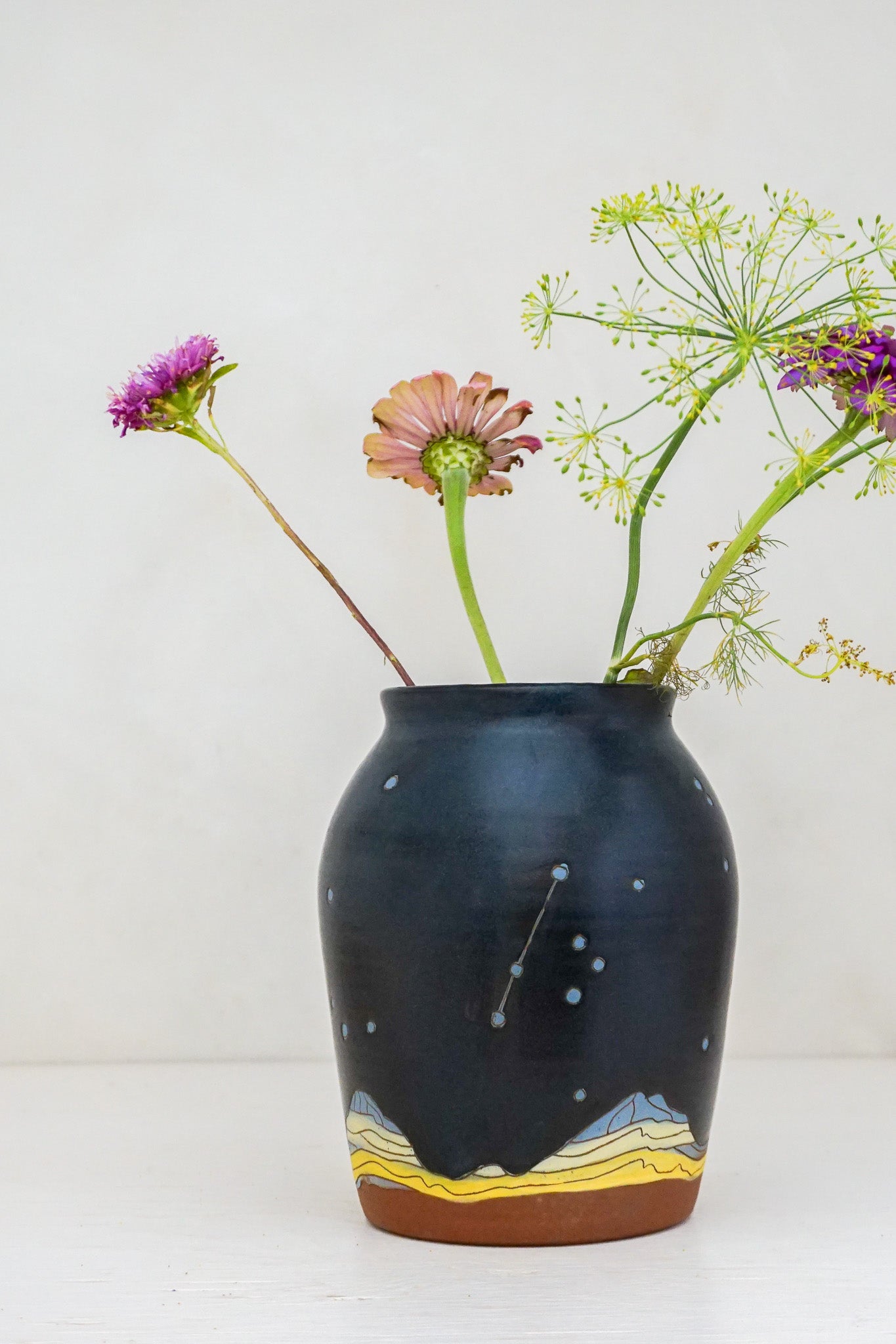 W Teton Blue Moon phase Vase in Darby