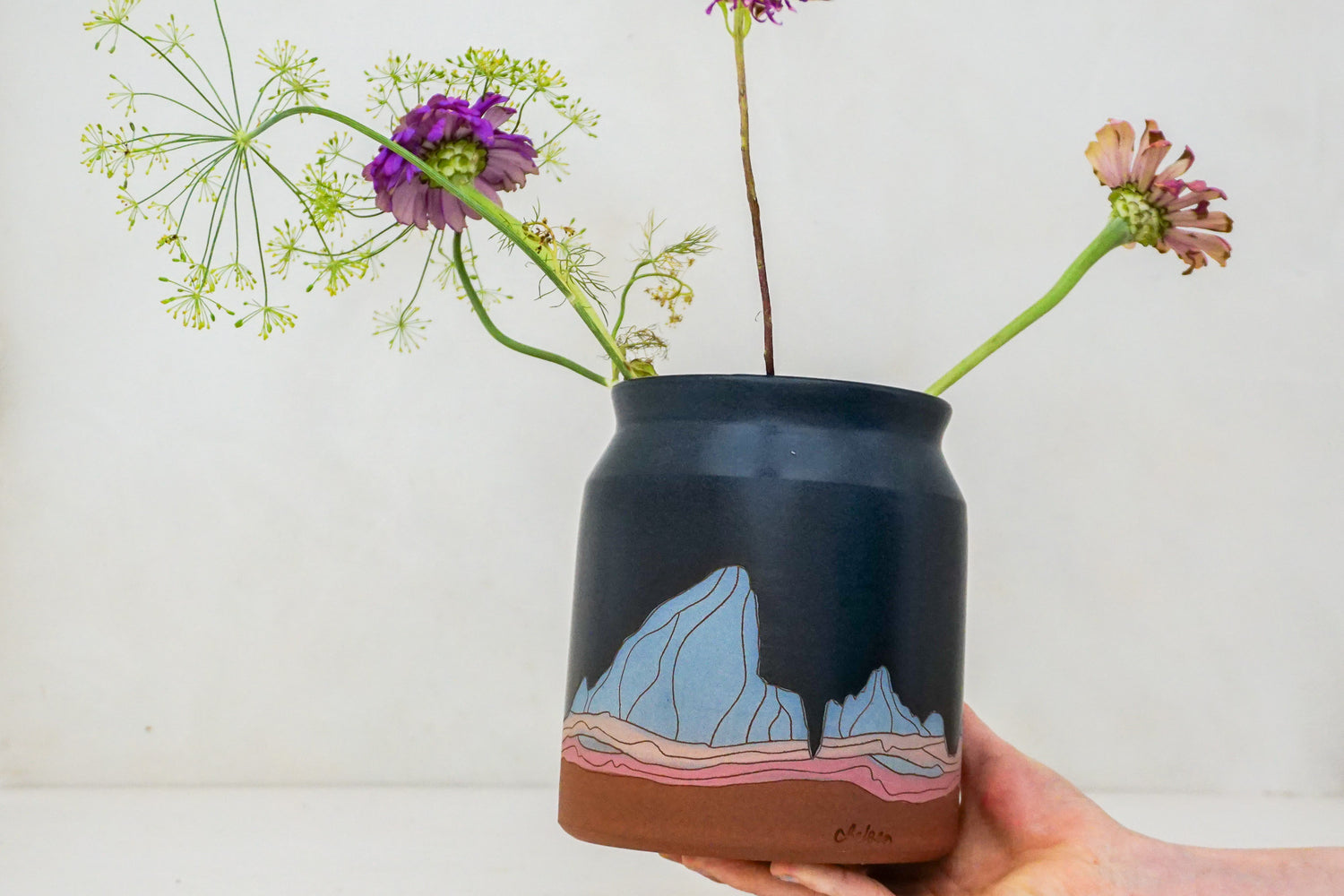 E Teton Blue Utensil Holder in Darby*