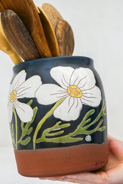 White Cosmo Utensil Holder in Darby