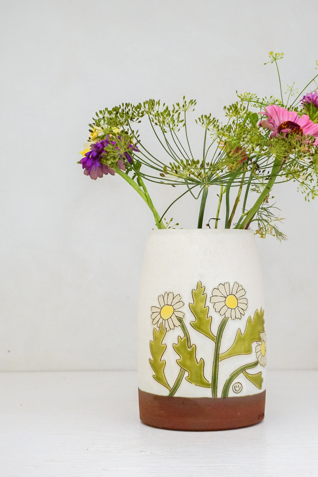 Daisy Flower Vase in Bone