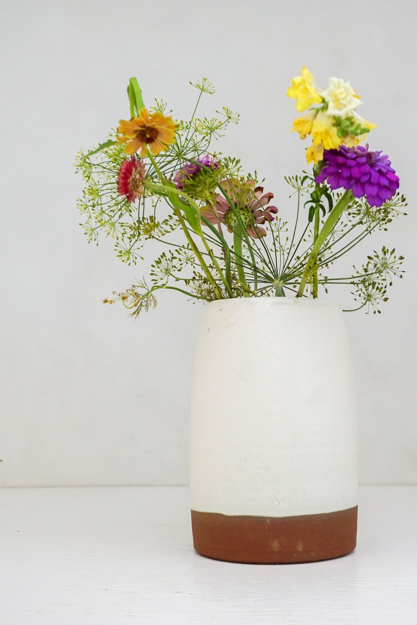 Daisy Flower Vase in Bone