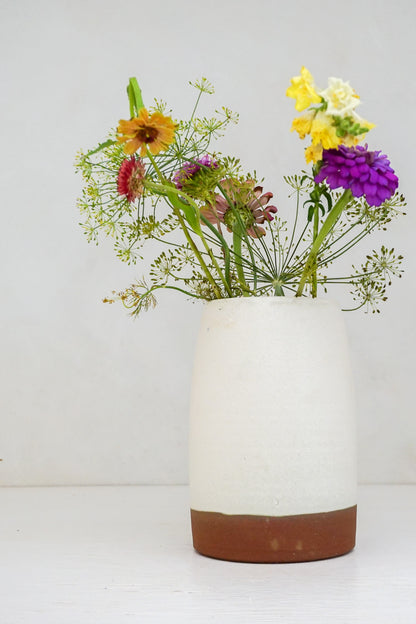 Daisy Flower Vase in Bone