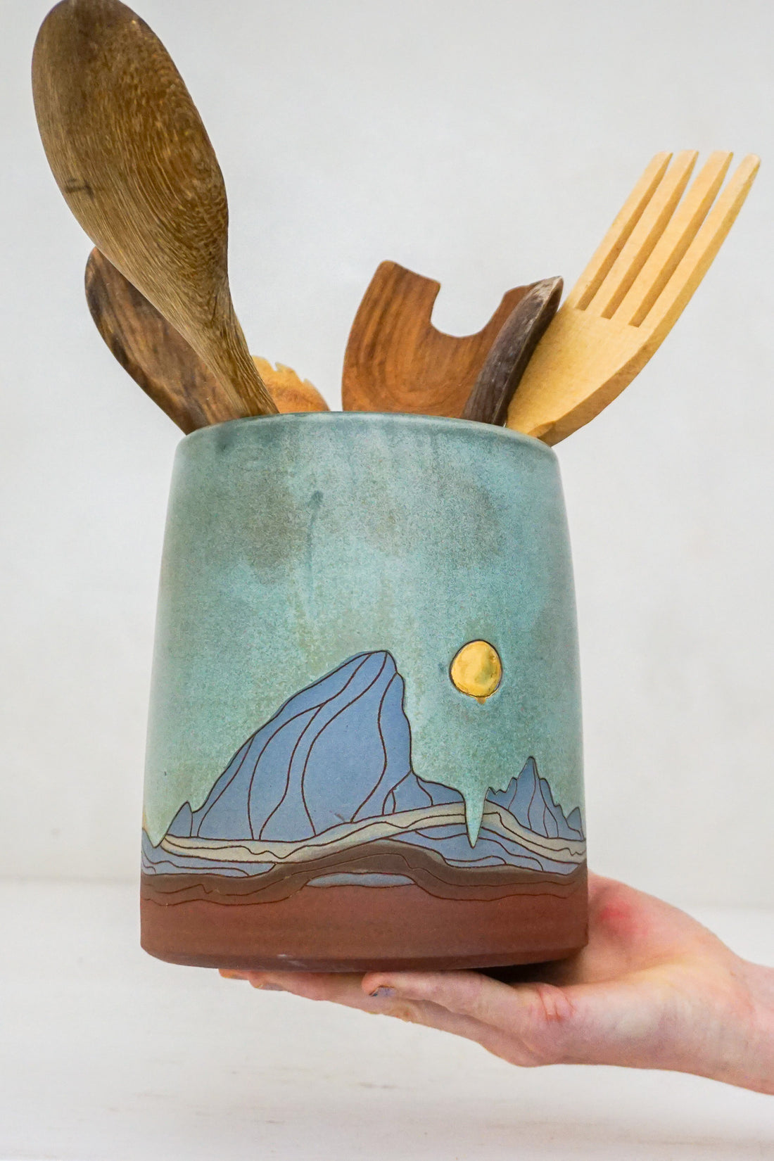 GOLD E Teton Blue Vase in Lake