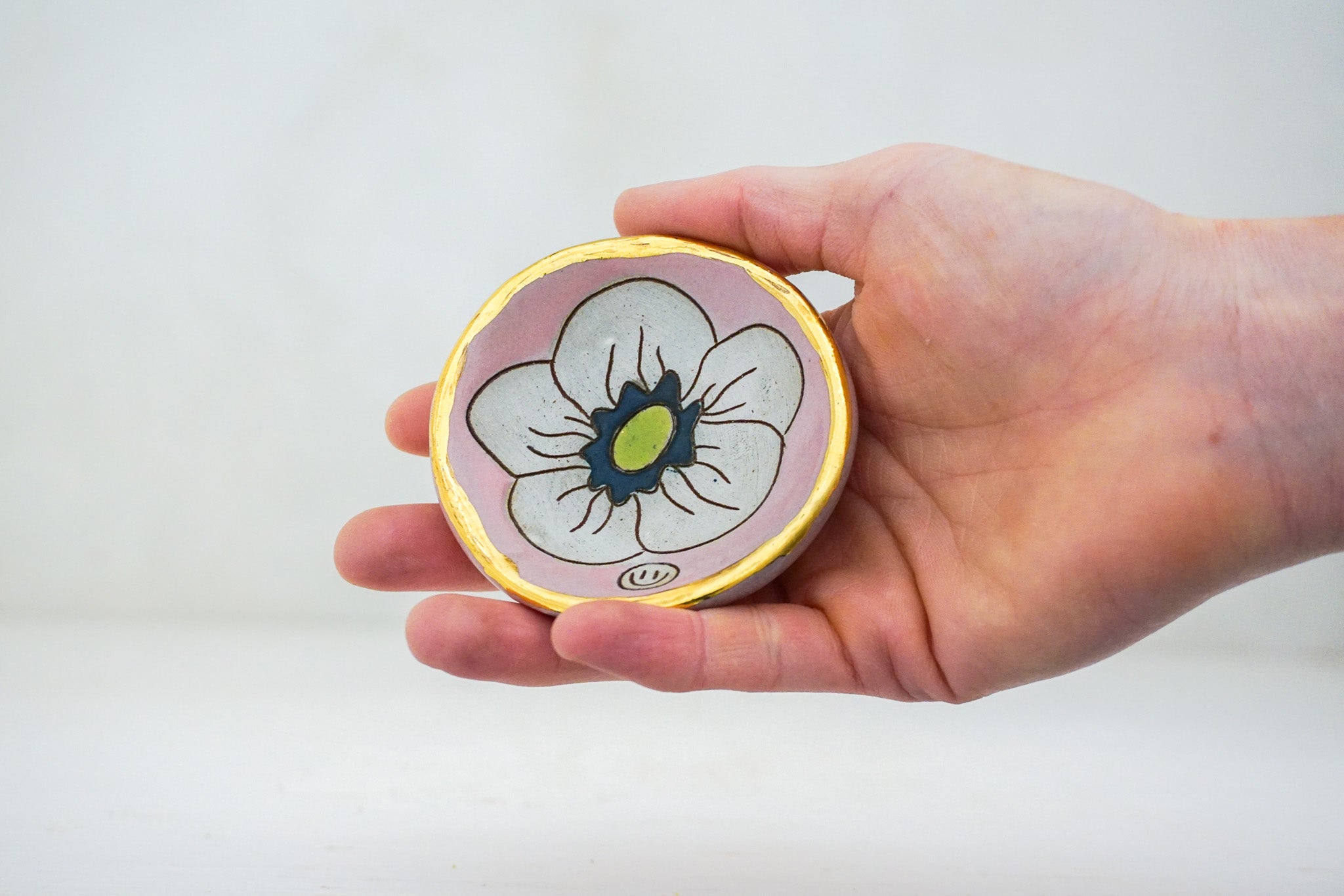 GOLD Flower ring dish in Pink