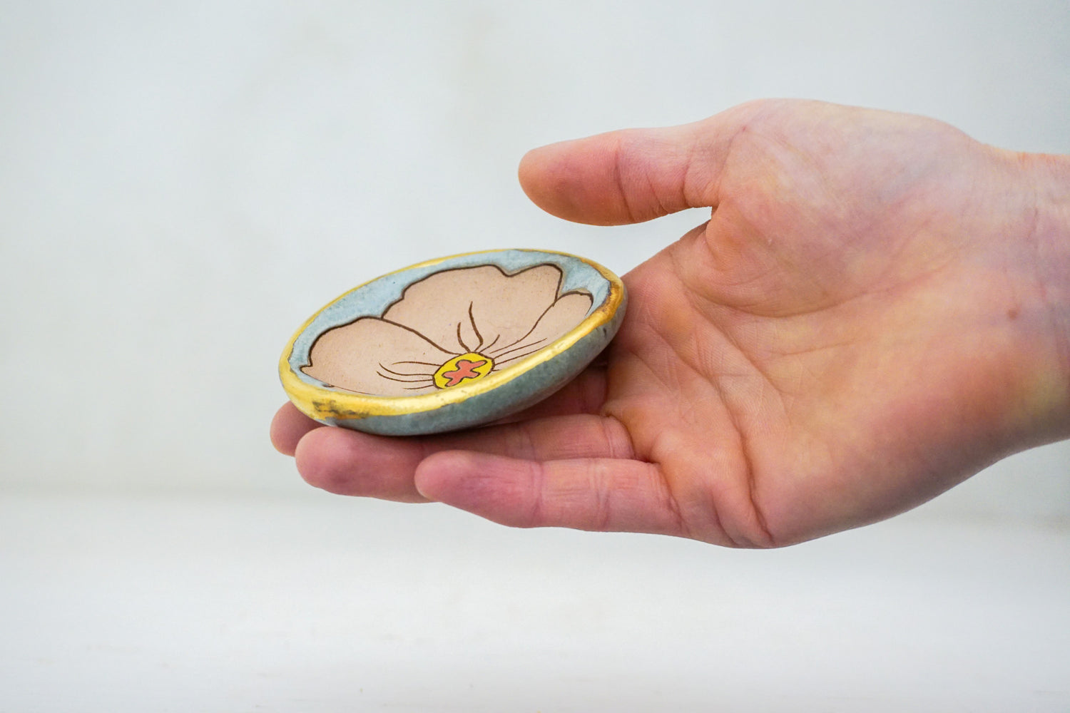 GOLD Flower ring dish in Lake