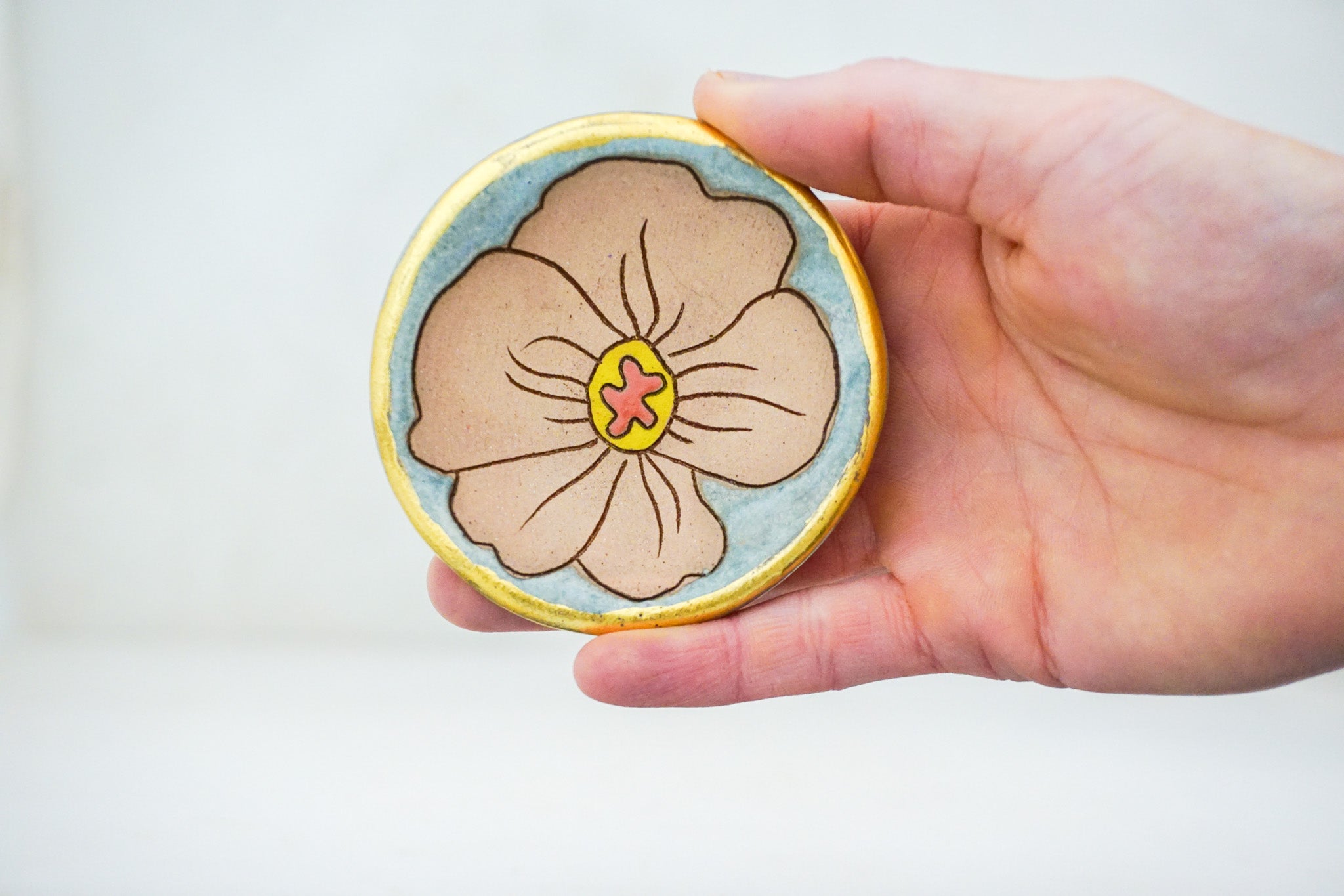 GOLD Flower ring dish in Lake