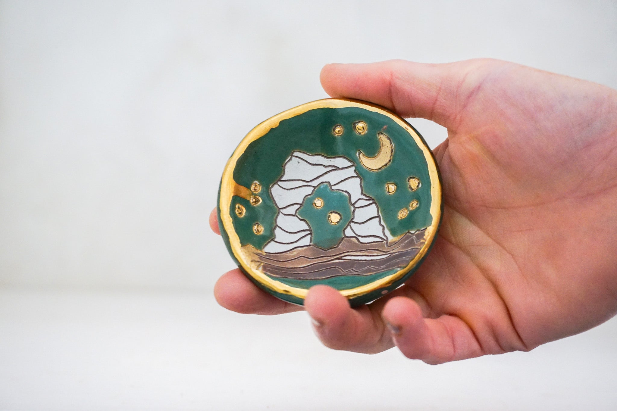 Arches ring dish in Kali