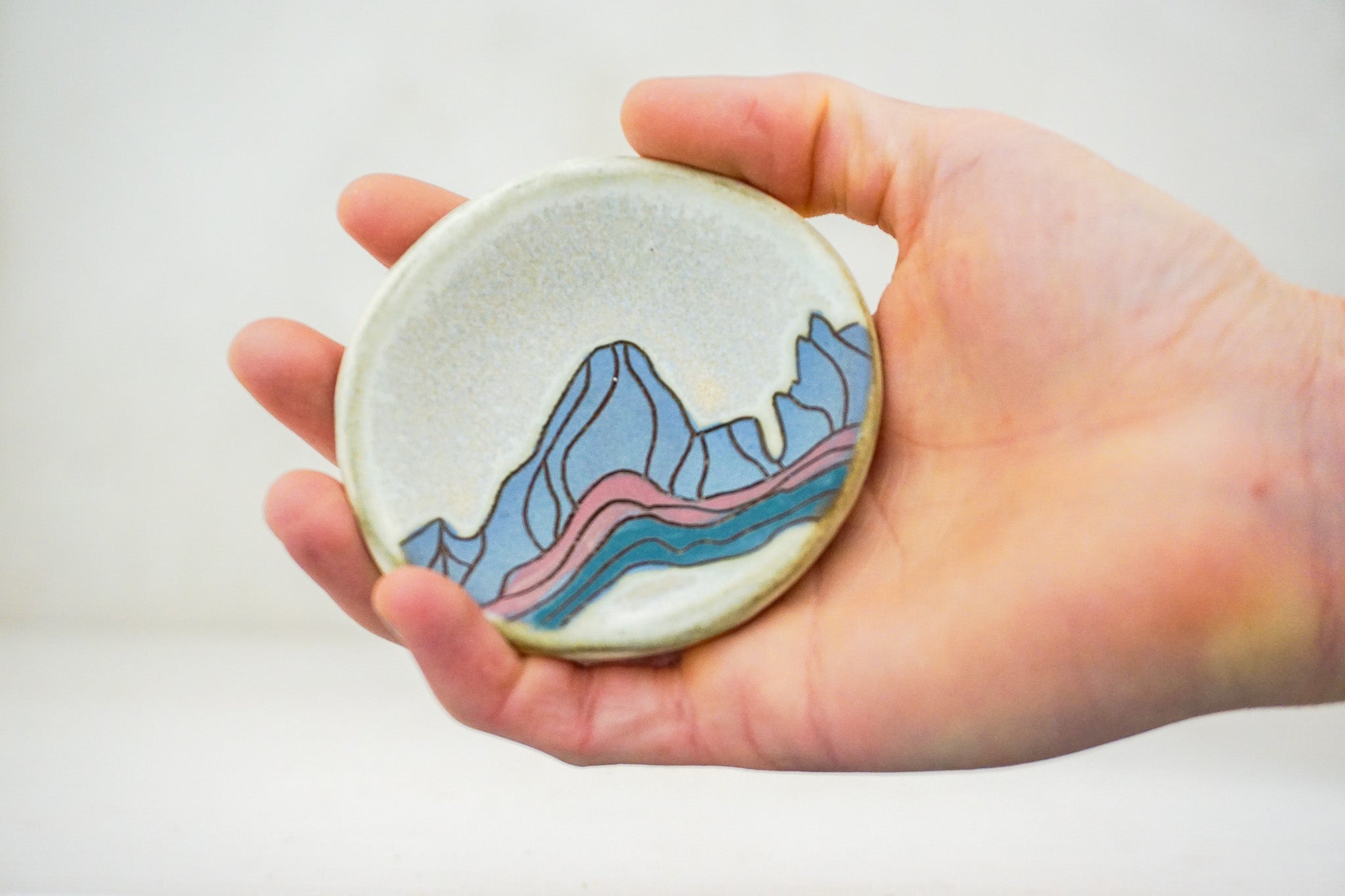 E Teton ring dish in Bone