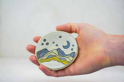 Mtn Stars ring dish in Bone
